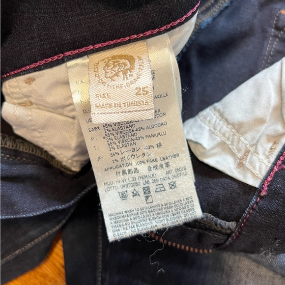 Diesel Hi-Vy Skinny Jeans - Picture 4 of 15